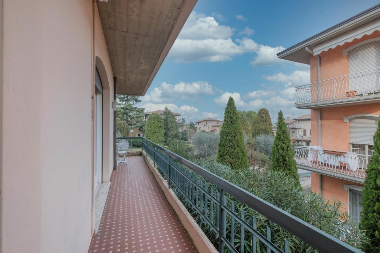 Aura Home Sirmione - 2 Bedrooms Apartment Dış mekan fotoğraf